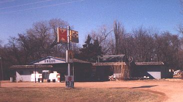 bait shop 1.jpg (17666 bytes)